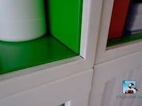 Veel kantoormeubilair en computerapparatuur - afbeelding 31 van  37