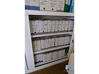 Veel kantoormeubilair en computerapparatuur - afbeelding 18 van  27