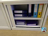 Veel kantoormeubilair en computerapparatuur - afbeelding 10 van  27