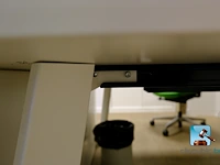 Veel kantoormeubilair en computerapparatuur - afbeelding 22 van  27
