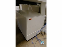 Veel kantoormeubilair en computerapparatuur - afbeelding 27 van  27