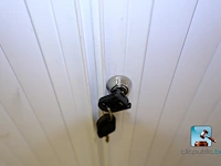Veel kantoormeubilair en uitrusting - afbeelding 7 van  38