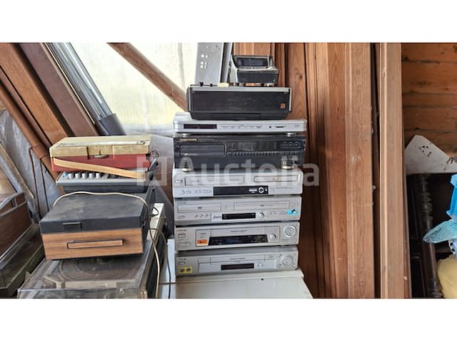 Veel oude multimediaradio's - afbeelding 1 van  12