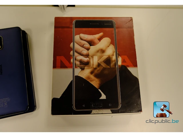 Veel smartphones - afbeelding 19 van  21