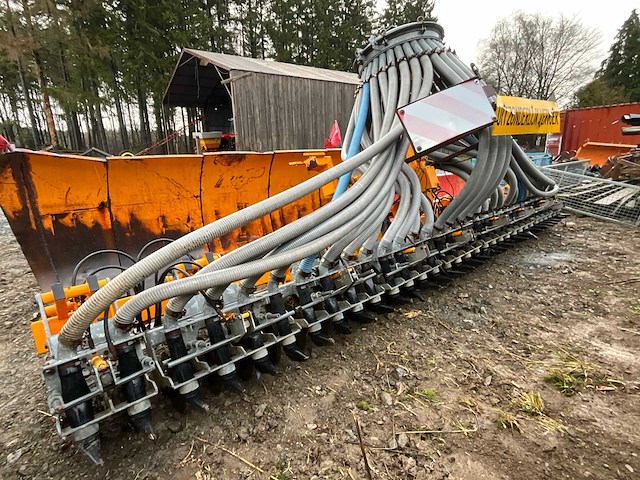 Veenhuis slurry injector - afbeelding 20 van  22