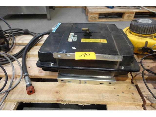 Veerbediende slanghaspel nederman - afbeelding 2 van  3