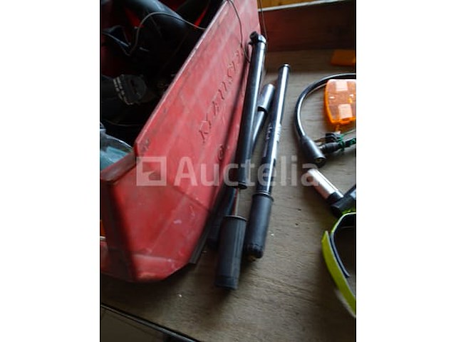 Veerboot met fietsaccessoires (zie foto's) - afbeelding 7 van  13