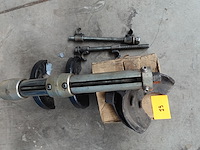 Veerspanner - afbeelding 1 van  5