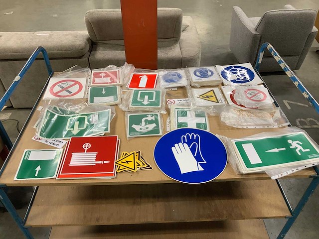 Veiligheid en markering - afbeelding 1 van  1