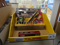 Veiligheidsbrillen, werkhandschoenen, knippers, enzovoort. - afbeelding 8 van  13