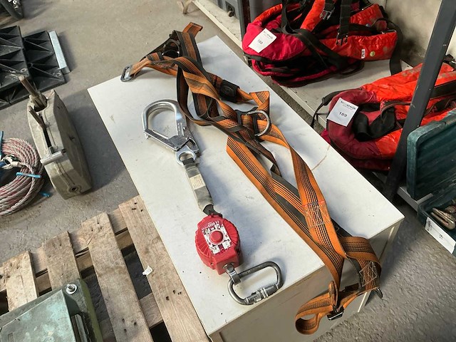 Veiligheidsgordel en valblok (2x) - afbeelding 1 van  6