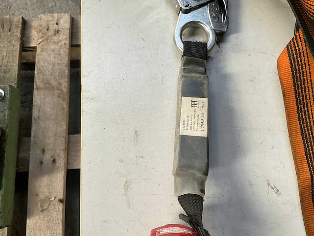 Veiligheidsgordel en valblok (2x) - afbeelding 3 van  6