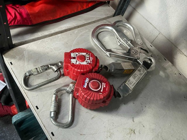 Veiligheidsgordel en valblok (2x) - afbeelding 5 van  6