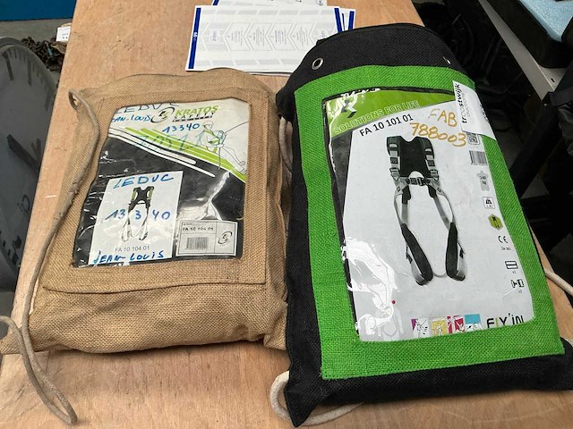 Veiligheidsharnas (6x) - afbeelding 1 van  4