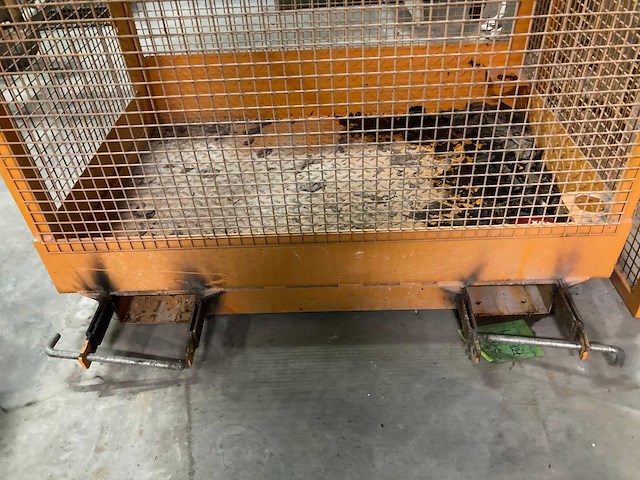 Veiligheidskooi - werkbak voor heftruck - afbeelding 6 van  7