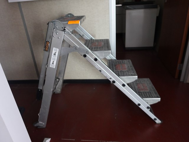 Veiligheidstrap little giant - afbeelding 1 van  4