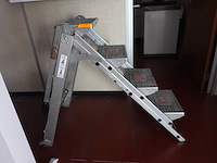Veiligheidstrap little giant - afbeelding 1 van  4