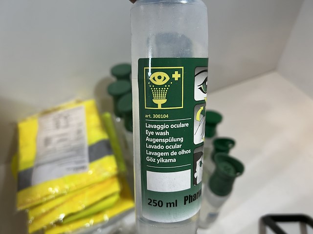 Veiligheidsuitrusting - adr kits - afbeelding 9 van  14