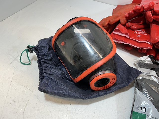 Veiligheidsuitrusting - adr kits - afbeelding 10 van  14