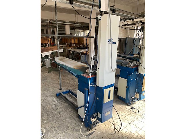 Veit 144.721.000.0 (afzuig)strijktafel (3x) - afbeelding 3 van  3