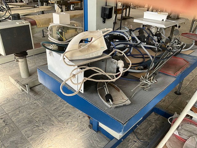 Veit 144.721.000.0 (afzuig)strijktafel (3x) - afbeelding 9 van  29