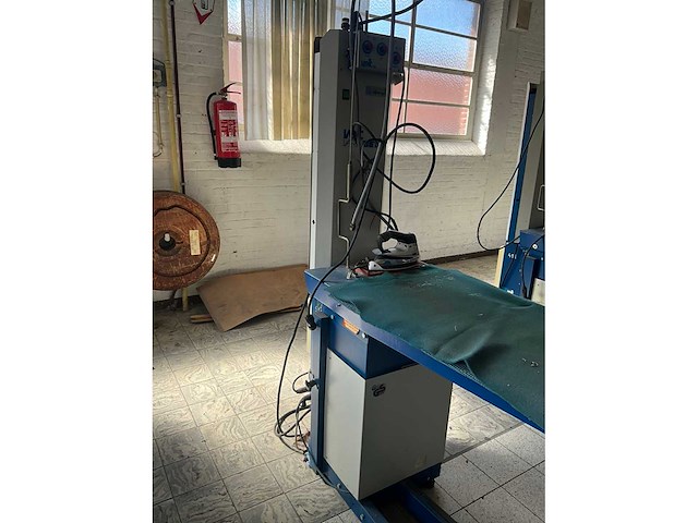Veit 144.721.000.0 strijktafel - afbeelding 4 van  11