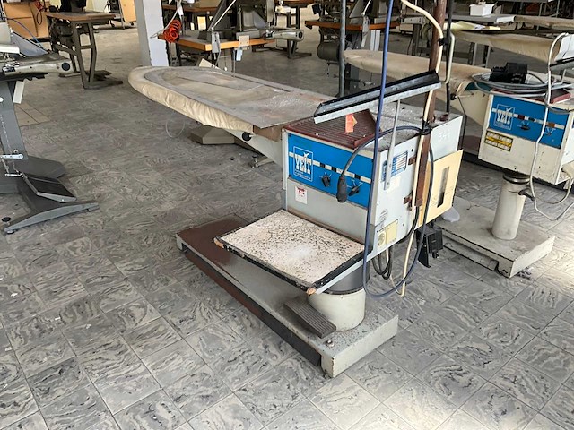 Veit perfekt hv en sw stoomstrijktafel (2x) - afbeelding 2 van  15