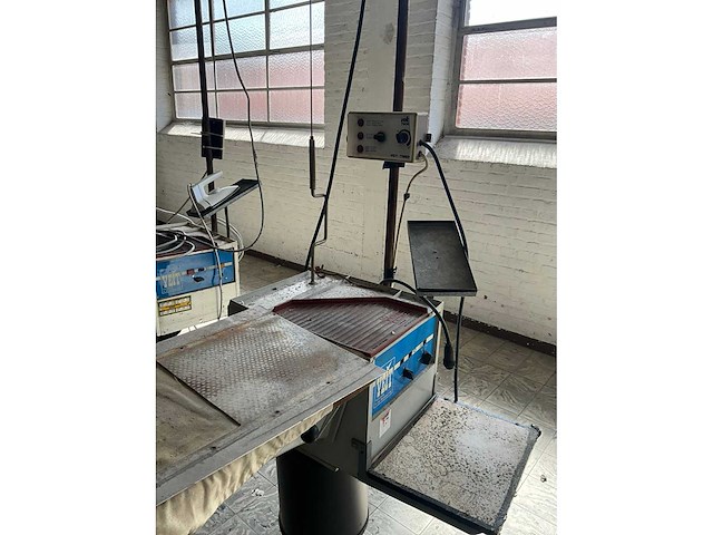 Veit perfekt hv en sw stoomstrijktafel (2x) - afbeelding 4 van  15