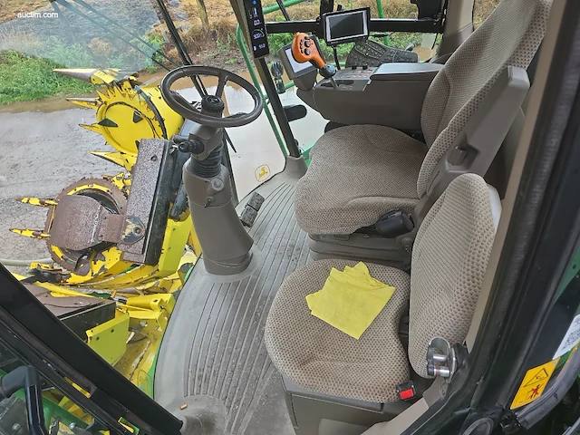 Veldhakselaar john deere 8600 - afbeelding 3 van  41