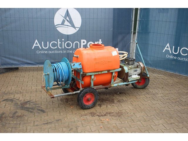 Veldspuit empas 200l elektrisch met haspel - afbeelding 1 van  1