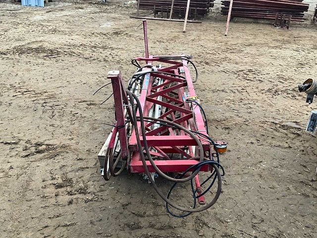 Veldspuit - afbeelding 10 van  15