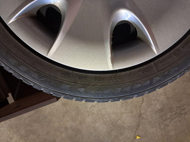 Velg + banden bmw 4 x - afbeelding 5 van  5