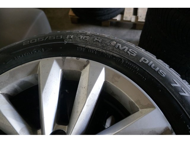 Velgen audi banden uniroyal - afbeelding 4 van  4