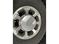 Velgen en banden hummer - afbeelding 1 van  1