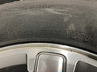 Velgen en banden hummer - afbeelding 2 van  3