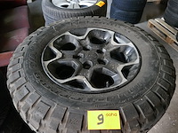 Velgen jeep banden bfgoodrich - afbeelding 2 van  4