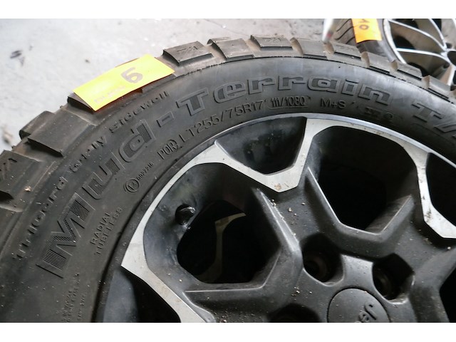 Velgen jeep banden bfgoodrich - afbeelding 4 van  4
