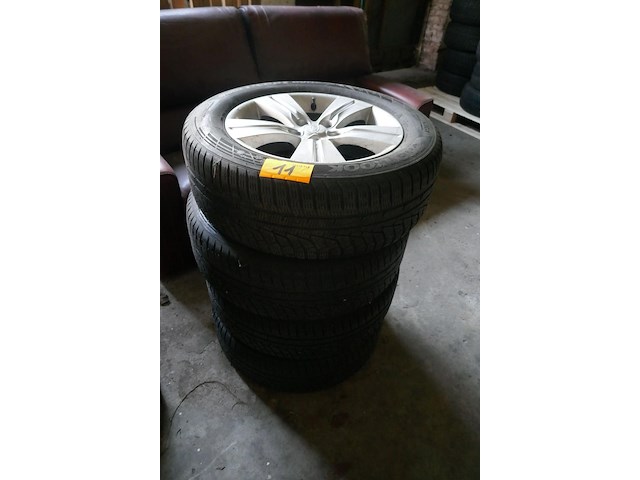 Velgen kia banden hankook - afbeelding 1 van  4