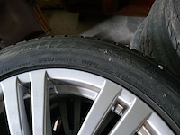 Velgen range rover banden bridgestone - afbeelding 4 van  4