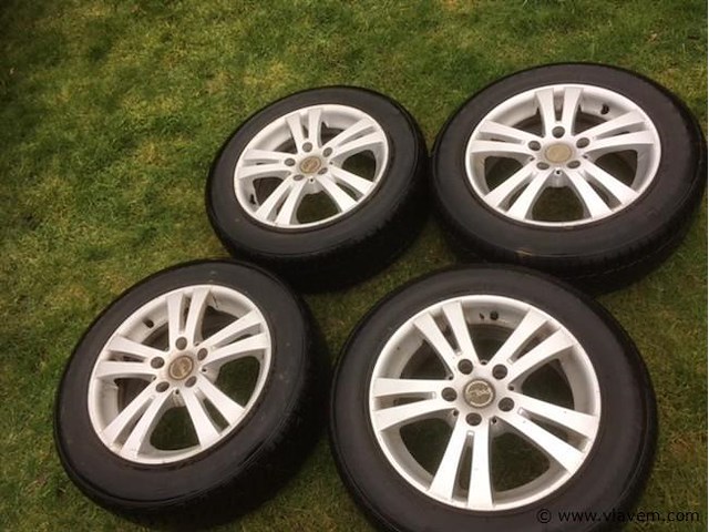 Velgen/banden - afbeelding 1 van  2