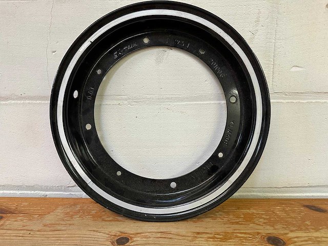 Velgrand / velg ring skyteam - afbeelding 2 van  5