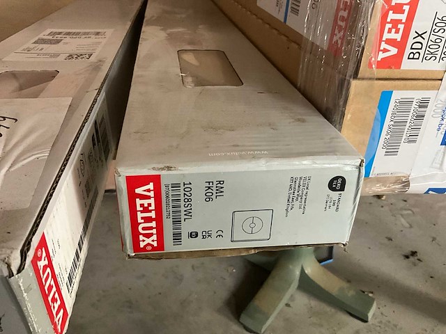 Velux bdx sk06/s06 2000 isolatiekaders (7x) en 2 rolgordijnen - afbeelding 10 van  16