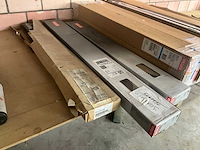 Velux bdx sk06/s06 2000 isolatiekaders (7x) en 2 rolgordijnen - afbeelding 11 van  16