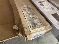 Velux bdx sk06/s06 2000 isolatiekaders (7x) en 2 rolgordijnen - afbeelding 12 van  16