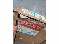 Velux c04 pakket: raam, handmatige luik en beslagen – 550 × 980 mm - afbeelding 2 van  3