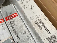 Velux dakraam onderdelen en rolgordijnen - afbeelding 6 van  7