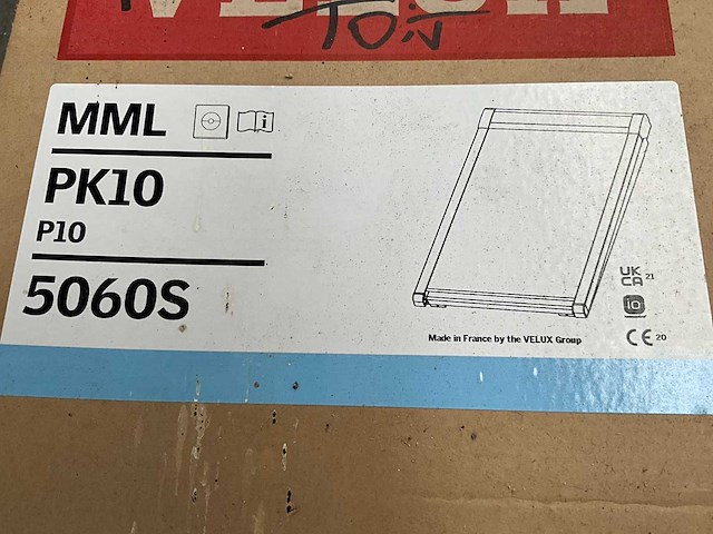 Velux elektrische buitenzonwering netstroom (2x) - afbeelding 1 van  8