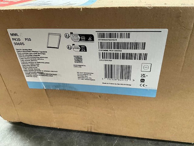 Velux elektrische buitenzonwering netstroom (2x) - afbeelding 7 van  8
