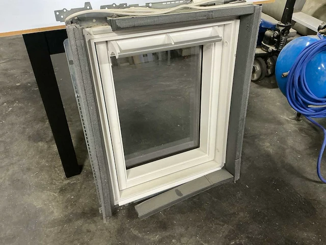 Velux ggl ck01 dakraam raamsluiting - afbeelding 1 van  4