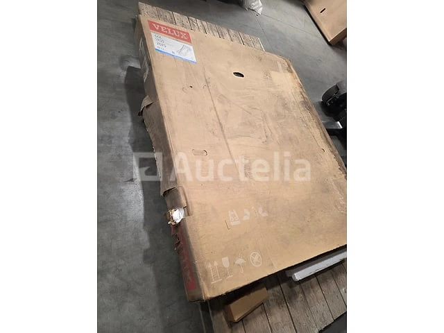 Velux ggl uk10 2070 dakraam – 1340 × 1600 mm - afbeelding 1 van  3